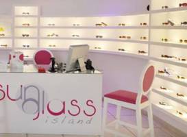 Sunglass Island
