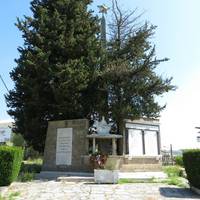 Monumento ai Caduti di Casertavecchia
