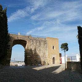 Arco de Los Gigantes