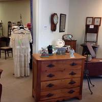Marcia & Bea Antiques