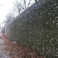 Chichester City Walls