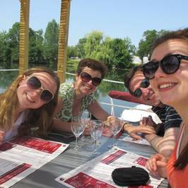 Les Bateaux Rouges