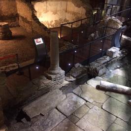 Domus del Mitreo
