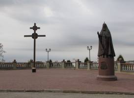 Памятник Патриарху Алексию II