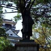 Statue of Taisuke Itagaki