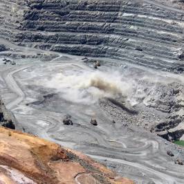 The Superpit