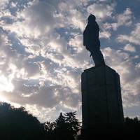 Памятник Ленину
