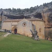 Ermita de San Pantaleon de Losa