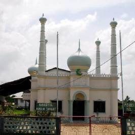 Ahmadiyya Muslim Nasir Mosque