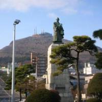 Kahei Takataya Statue