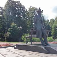 Памятник Сергею Рахманинову
