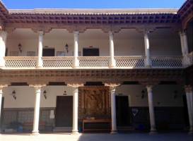 Palacio Antonio de Mendoza - Convento de la Piedad