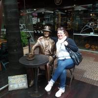 Monumento a Carlos Gardel,