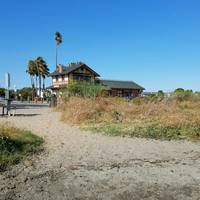 Benicia Public Pier & Beach