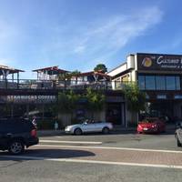The Shops at the Pearl