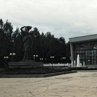 Памятник И.А. Куратову