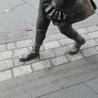Robert Fergusson Statue