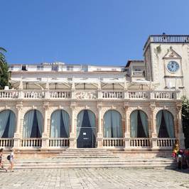 Pjaca (Square)