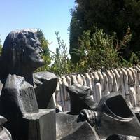 Tumba de Felix Rodriguez de la Fuente