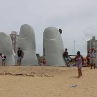 Mano de Punta del Este