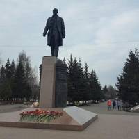 Памятник П.Ф. Дерунову