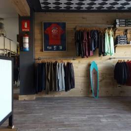 Totora Surf School