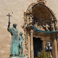 Monumento a Fray Junipero Serra