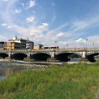 Shichijo Bridge
