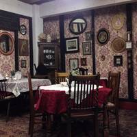 The Barn Antiques And Collectables