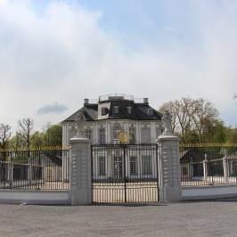 Jagdschloss Falkenlust