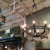 Uncommon Market