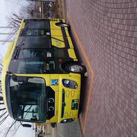 Komatsu Bus