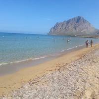 EL RIO Beach Bar