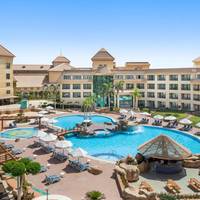 Hilton Pyramids Golf Resort