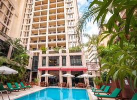 Le Commodore Hotel 