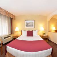 Best Western Mardi Gras Inn