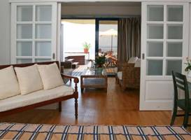 St. George Gardens Hotel Suites