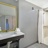 Holiday Inn Select