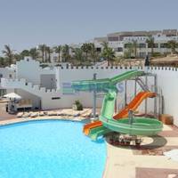 Royal Rojana Resort