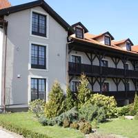 Усадьба (Hotel Usadba)