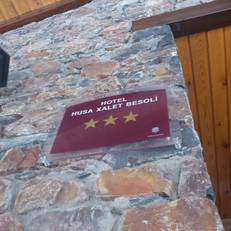 Husa Xalet Besoli