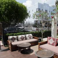 South Beach Plaza