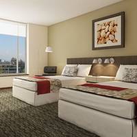 Plaza El Bosque Park & Suites