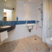 Express By Holiday Inn