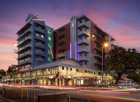 Darwin Central Hotel