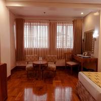 City Garden Suites