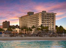 Newport Beachside Resort