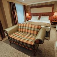 Dunadry Hotel & Country Club
