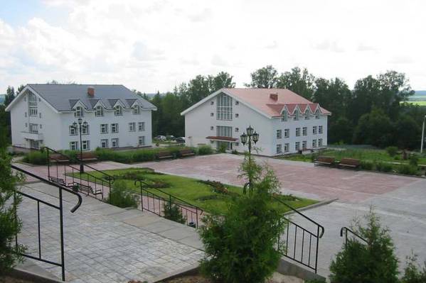 Территория пансионата