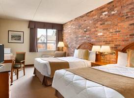 Travelodge Lakeshore
